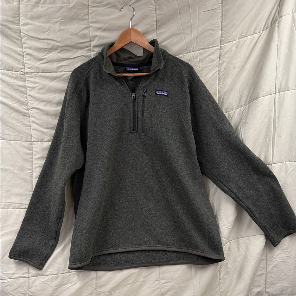 Patagonia Dark Green Fleece Pullover